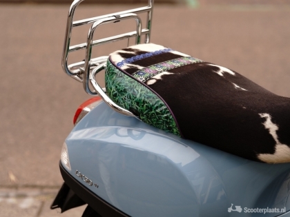 Vespa LX 50 blauw